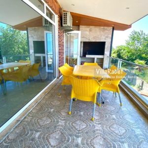 اجاره ویلا استخردار با ساحل اختصاصی در محموداباد