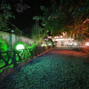 اجاره ویلا استخردار با سرسره آبی در محمودآباد