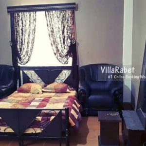 اجاره ویلا استخردار سه خوابه نزدیک به مرکز شهر