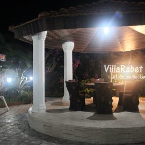 اجاره ویلا استخردار پنج خوابه با جکوزی و سونا در متل قو