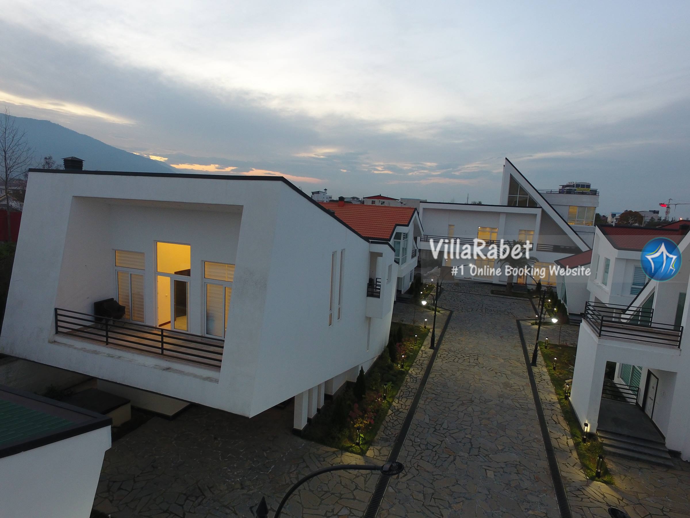 اجاره ویلا در مجموعه شهرکی استخردار و لوکس چالوس