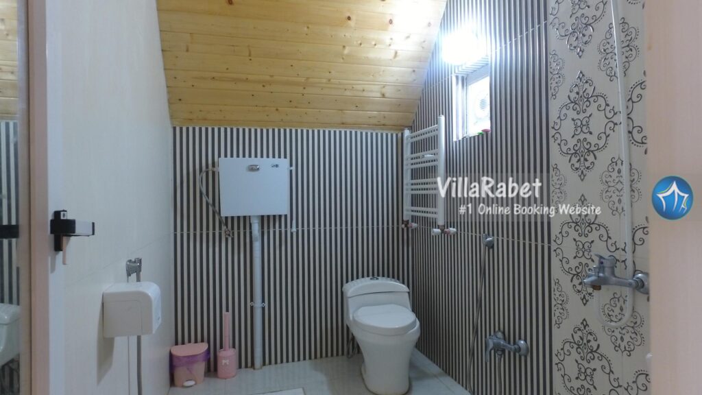اجاره ویلا دوخوابه چوبی در چالوس فرج اباد ساحلی ( طرح کلبه چوبی )