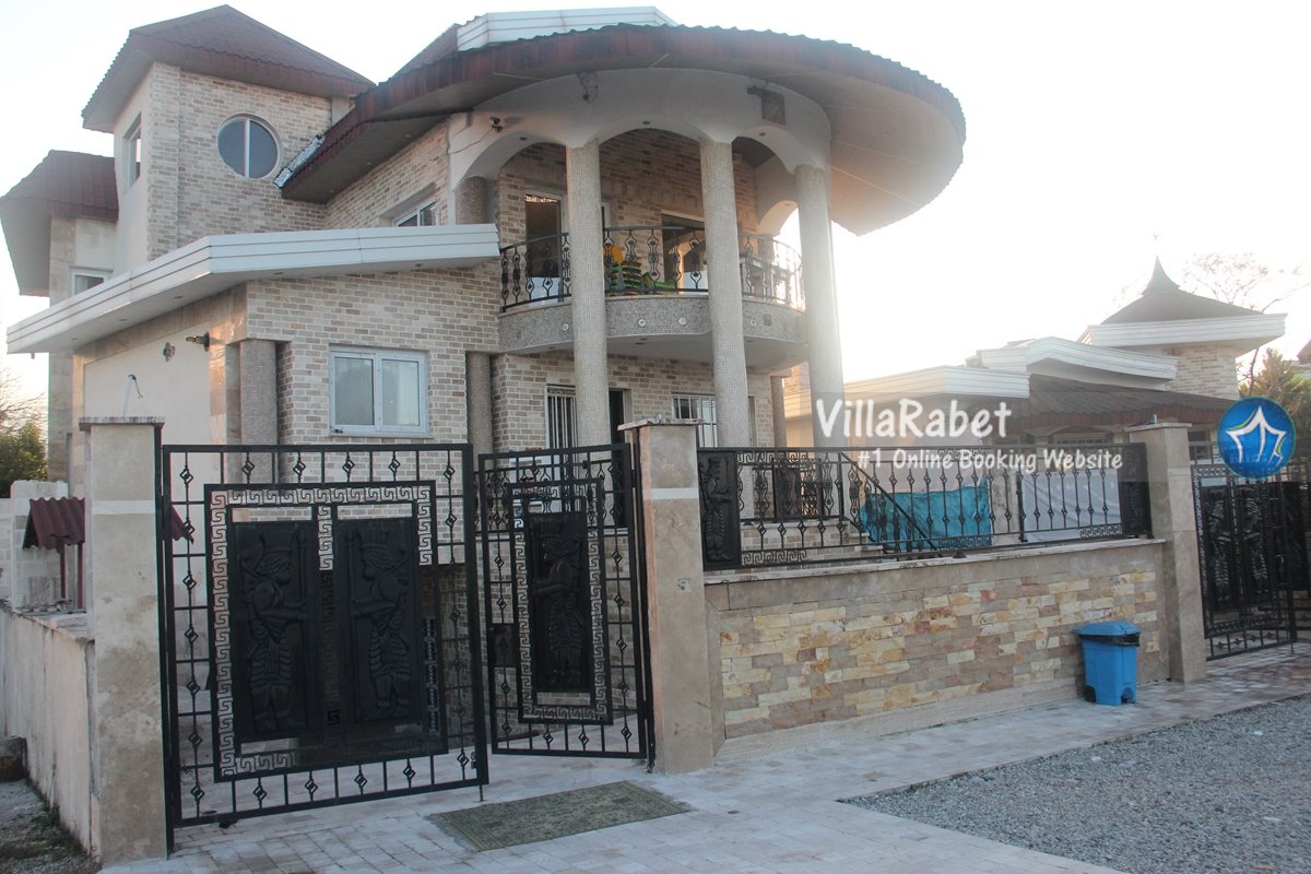 اجاره ویلای ساحلی استخردار با جکوزی کلارآباد