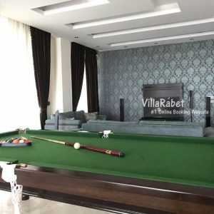 اجاره ویلای ساحلی و استخردار لوکس با بیلیارد و فوتبال دستی