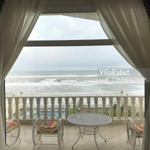 اجاره ویلای ساحلی و استخردار لوکس با بیلیارد و فوتبال دستی