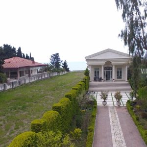 اجاره ویلای لوکس ساحلی استخردار در نوشهر