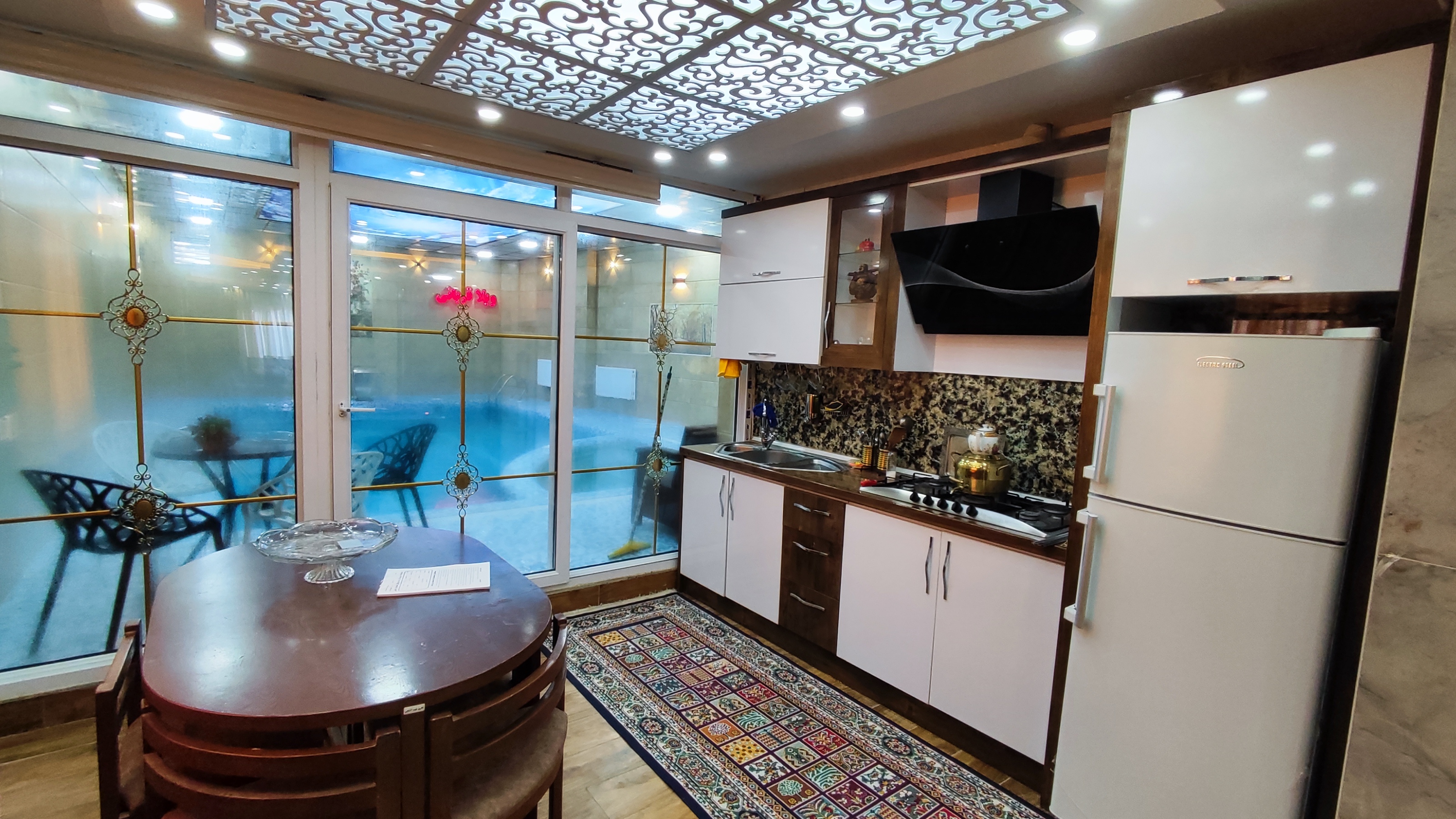 اجاره ویلای استخردار و جکوزی لوکس در بندرانزلی